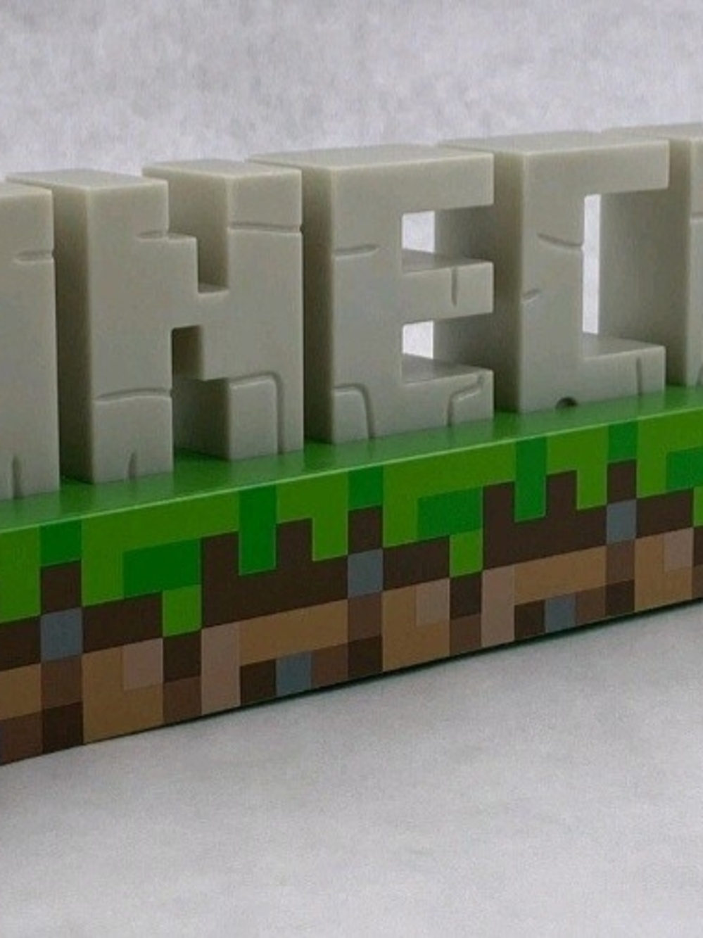Light-Up Minecraft-Style Sign Green & White